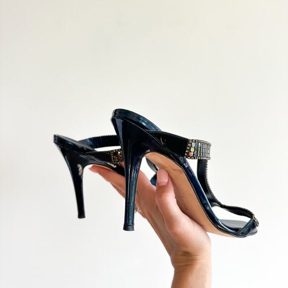 Manolo Blahnik Leather Embellished T-Strap Sandal Pumps Black 39.5 - Picture 3 of 9